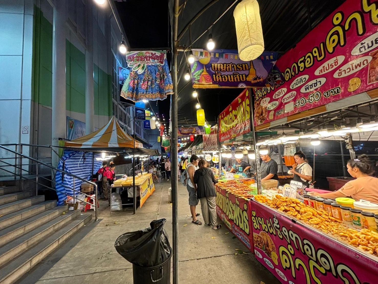 The White Den Chatuchak Bangkok Zewnętrze zdjęcie